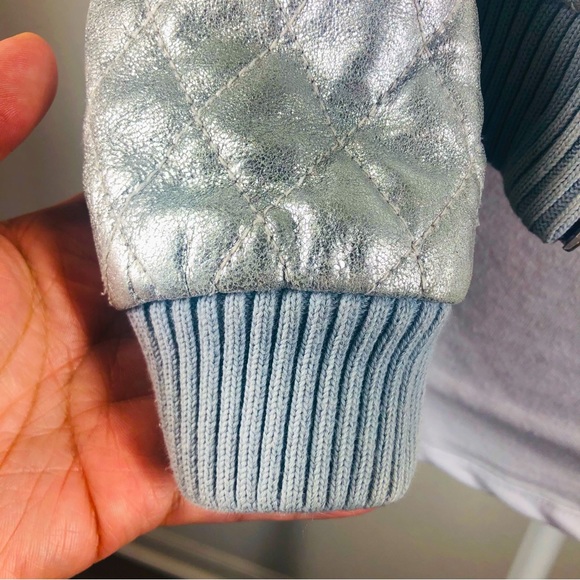 Nicole Miller Artelier Silver Quilted Lamb Leather Bomber Jacket Small - Picture 6 of 9